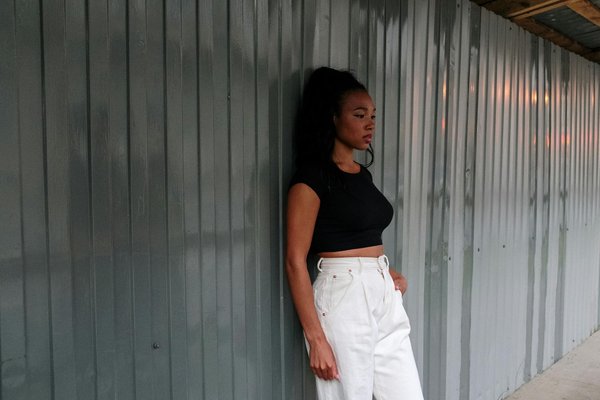 Découvrez comment choisir le blush idéal en fonction de la forme de votre visage pour un teint naturel et radieux !